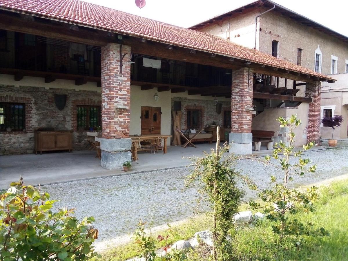 B&B Cascina Dell'Eco Busca エクステリア 写真